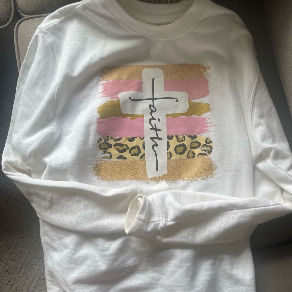 Faith Graphic White Sweatshirt